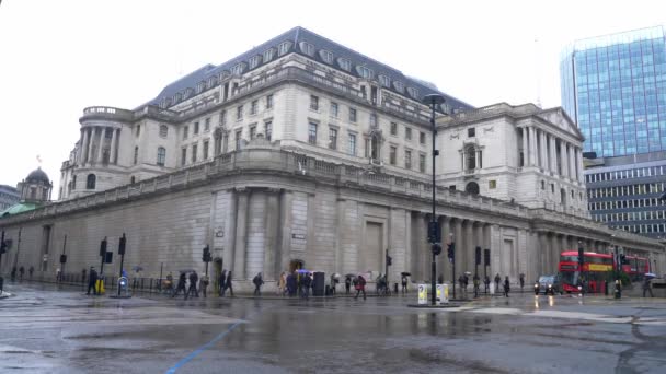 Banco de Inglaterra en la ciudad de Londres - LONDRES, INGLATERRA - 11 DE DICIEMBRE DE 2019 — Vídeos de Stock