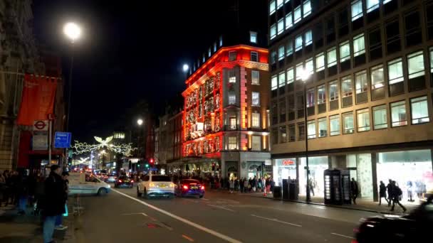 Geweldige Fortnum en Mason winkel in Londen - Londen, Engeland - 11 december 2019 — Stockvideo