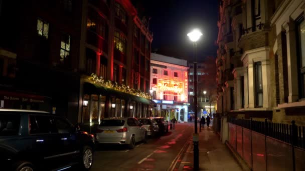 Teatro Saint martins Londres peças Agatha Christies ratoeira - LONDRES, ENGLÂNDIA - DEZEMBRO 11, 2019 — Vídeo de Stock