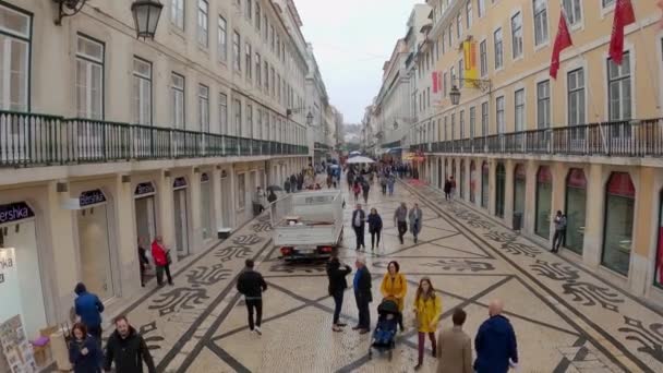 Walking through famous Augusta Street in Lisbon - CITY OF LISBON, PORTUGAL - NOVEMBER 5, 2019 — Stock Video