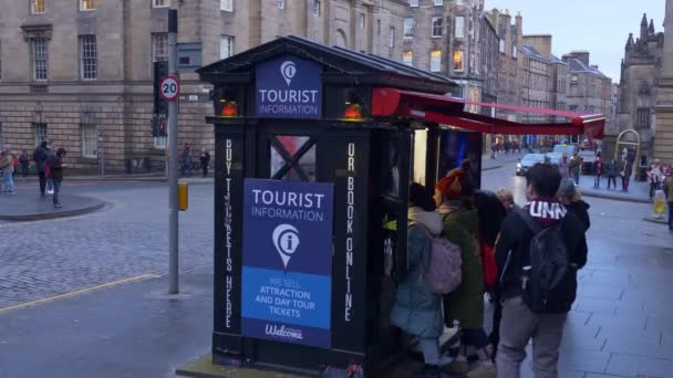 Balcão Informações Turísticas Edimburgo Edinburgh Reino Unido Janeiro 2020 — Vídeo de Stock