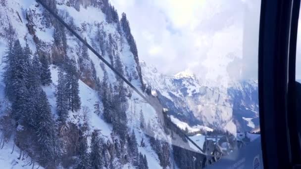 Montañas Cubiertas Nieve Las Zonas Deportes Invierno Engelberg Suiza Febrero — Vídeos de Stock