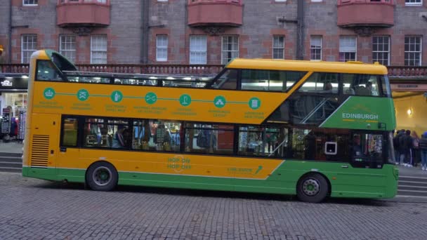 Edinburgh Şehir Turu Otobüsü Edinburgh Ngiltere Ocak 2020 — Stok video