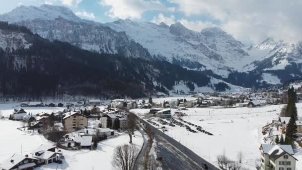 Wunderschöne Verschneite Winterlandschaft Den Alpen — Stockvideo