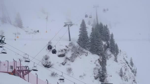 瑞士阿尔卑斯山滑雪区拖曳电梯 旅行摄影 — 图库视频影像