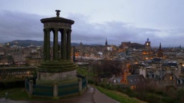 Edinburgh üzerinde akşam panoramik manzara - Edinburgh, İngiltere - 10 Ocak 2020