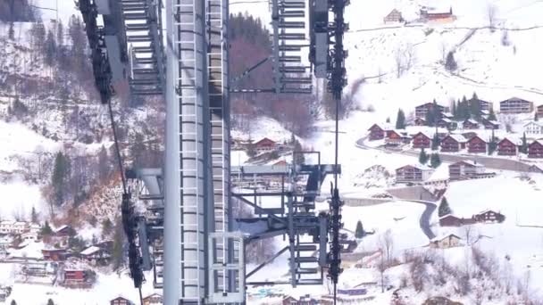 Przejazd Kolejką Linową Alpach Zimowy Dzień Engelberg Szwajcaria Lutego Rok — Wideo stockowe