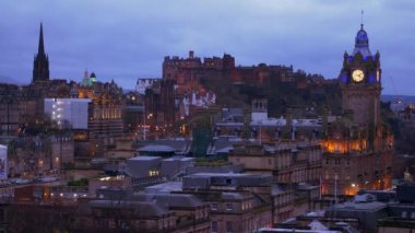 Akşamları Calton Hill 'den Edinburgh' a inanılmaz bir manzara - seyahat fotoğrafçılığı