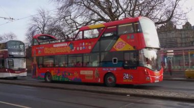 Edinburgh 'da şehir turu otobüsü - Edinburgh, İngiltere - 10 Ocak 2020