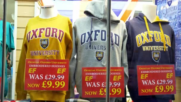 Oxford University Hoodies Souvenirbutik Oxford England Oxford Storbritannien Januari 2020 — Stockvideo