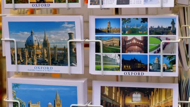 Postkarten Von Oxford Souvenirshop Oxford Vereinigtes Königreich Januar 2020 — Stockvideo