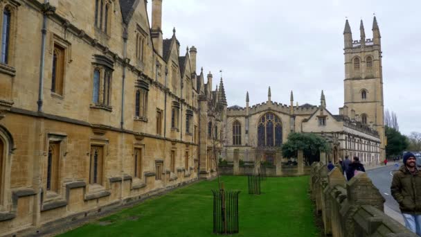 Pohledy na město Oxford v Anglii - Oxford, Anglie - 3. ledna 2020 — Stock video