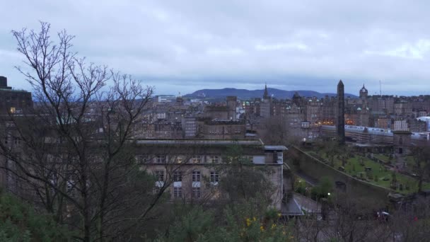 Aerial view over Edinburgh from Calton Hill - EDINBURGH, SCOTLAND - JANUARY 10, 2020 — Stockvideo