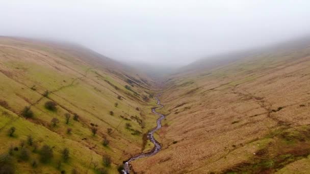 Parque Nacional Brecon Beacons en Gales - vista aérea — Vídeo de stock