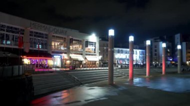 Cardiff Galler 'deki Güzel Denizkızı İskelesi - Cardiff, Galler - 31 Aralık 2019