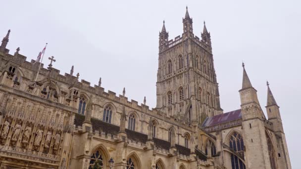 Famous Gloucester Cathedral in England — Stock Video