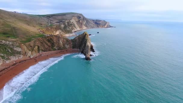 Durdle Door Costa Jurásica Inglaterra Metraje Aéreo — Vídeos de Stock