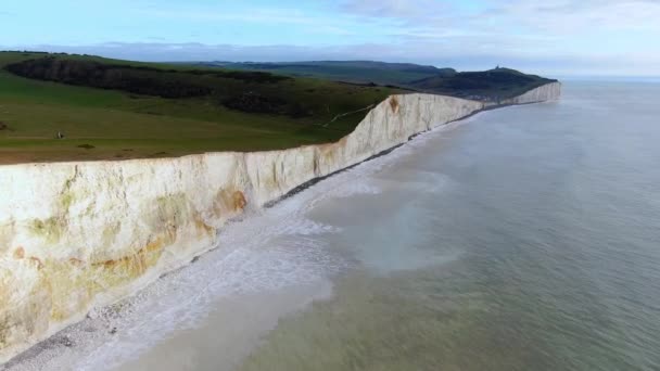 Witte Kliffen Aan Engelse Kust Luchtfoto — Stockvideo