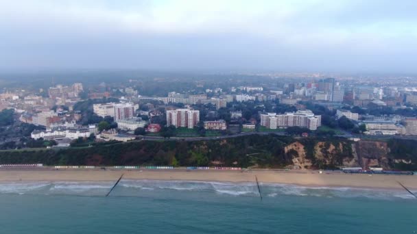 Plage Bournemouth Jetée Angleterre Séquences Aériennes — Video