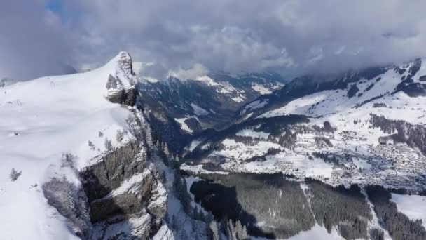 Alpes Suíços Inverno Voo Sobre Montanhas Neve Maravilhosas Filmagem Aérea — Vídeo de Stock