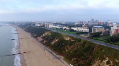 Bournemouth plajı ve İngiltere 'deki rıhtım - hava görüntüleri