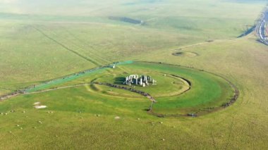 İngiltere 'deki ünlü Stonehenge - hava görüntüsü
