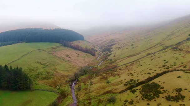 Amazing Landscape Brecon Beacons National Park Wales Aerial Footage — стоковое видео