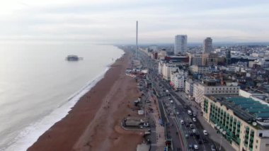 İngiltere 'deki Brighton İskelesi - hava manzaralı  