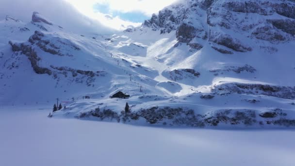 Maravilloso Paisaje Nevado Invierno Los Alpes Vista Aérea Imágenes Aéreas — Vídeos de Stock