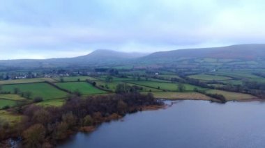 Galler 'deki Brecon Beacons Ulusal Parkı - hava görüntüsü