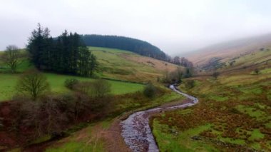 Galler 'deki Brecon Beacons Ulusal Parkı - hava görüntüsü