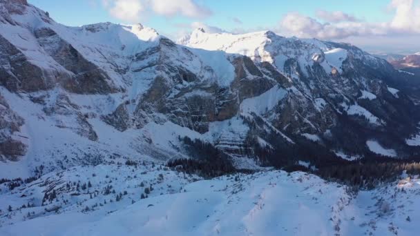 Alpes Suíços Inverno Voo Sobre Montanhas Neve Maravilhosas Filmagem Aérea — Vídeo de Stock