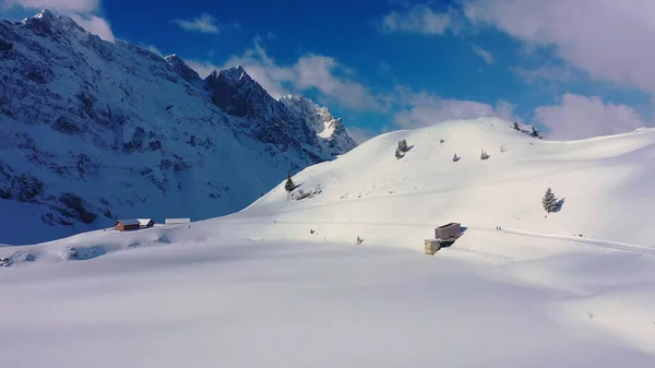 Vista Aérea Sobre Pueblo Engelberg Suiza Invierno Fotografía Aérea — Foto de Stock