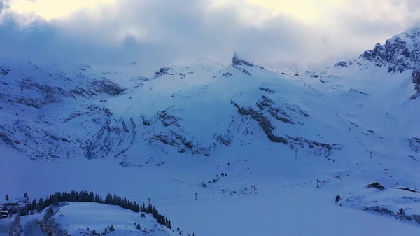 Wspaniały Śnieżny Krajobraz Zimowy Alpach Widok Lotu Ptaka Zdjęcia Lotnicze — Zdjęcie stockowe