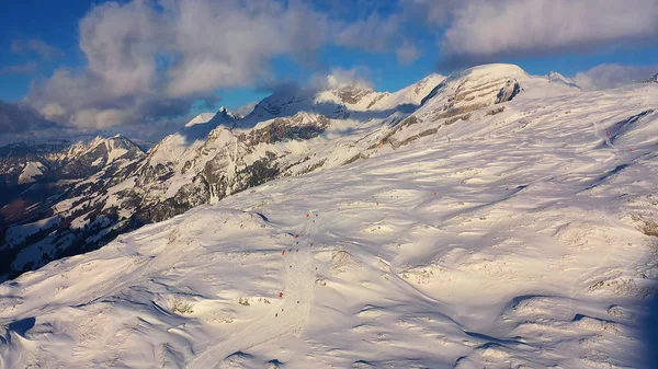 Красивые Горнолыжные Курорты Склоны Швейцарских Альпах Фотографии Путешествий — стоковое фото