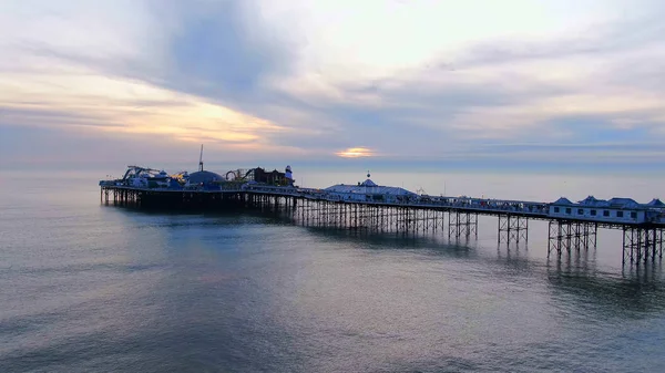 Brighton Pier i England - flygbild — Stockfoto