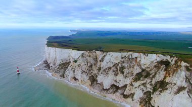 İngiltere 'nin muhteşem beyaz kayalıkları - hava manzarası