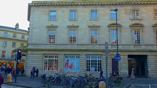 Bath abtei in der stadt bath england - bath, england - 30. dezember 2019 — Stockfoto