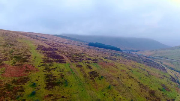 A incrível paisagem do Parque Nacional Brecon Beacons no País de Gales — Fotografia de Stock