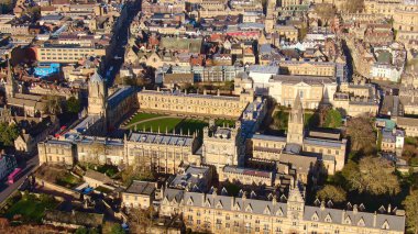 Oxford 'daki Christ Church Üniversitesi - yukarıdan bakıldığında