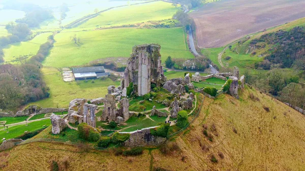 Corfe Castle in England - aerial view — Stock Photo, Image