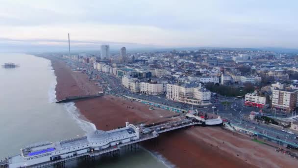 Brighton Pier in England - aerial view - BRIGHTON, ENGLAND, DECEMBER 29, 2019 — Stock Video