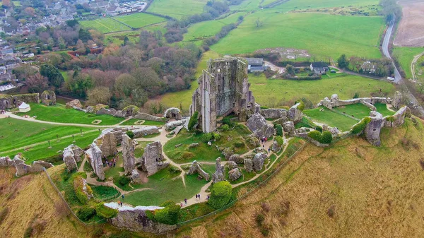 Corfe Castle in England - aerial view — Stock Photo, Image