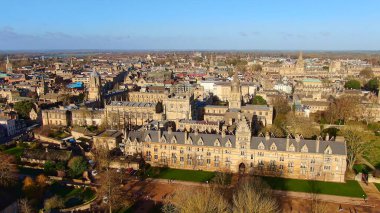 Oxford ve Christ Church Üniversitesi üzerinde uçuş