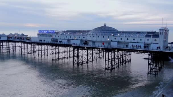 Brighton Pier Engeland Bovenaanzicht Brighton Verenigd Koninkrijk December 2019 — Stockvideo