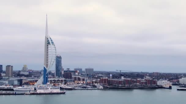 Famous Spinnaker Tower Portsmouth Luchtfoto Portsmouth Verenigd Koninkrijk December 2019 — Stockvideo