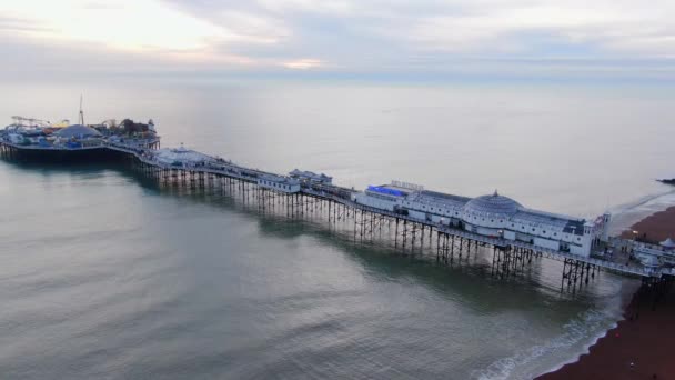 Brighton Pier Engeland Bovenaanzicht Brighton Verenigd Koninkrijk December 2019 — Stockvideo