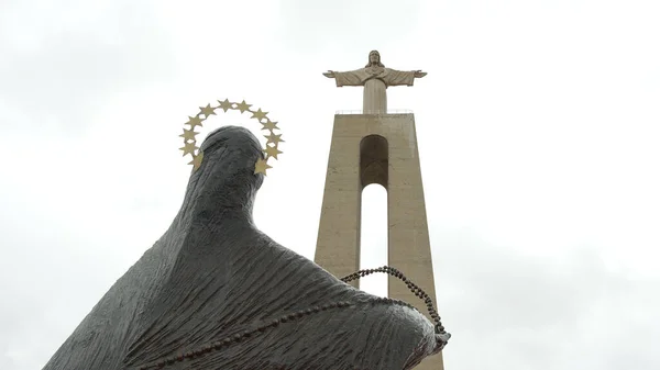 Estátua de Cristo Famoso em Lisboa Almada chamada Cristo Rei — Fotografia de Stock