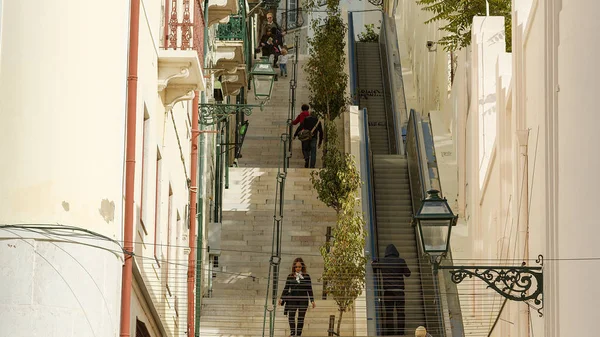 Lizbon şehrindeki Alfama Tepesi - Lizbon Şehri, Portekiz - 15 Ekim 2019 — Stok fotoğraf