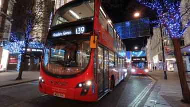 Timelapse, Londra 'daki Oxford Caddesi' nde Noel 'i 10 Aralık 2019' da çekti.